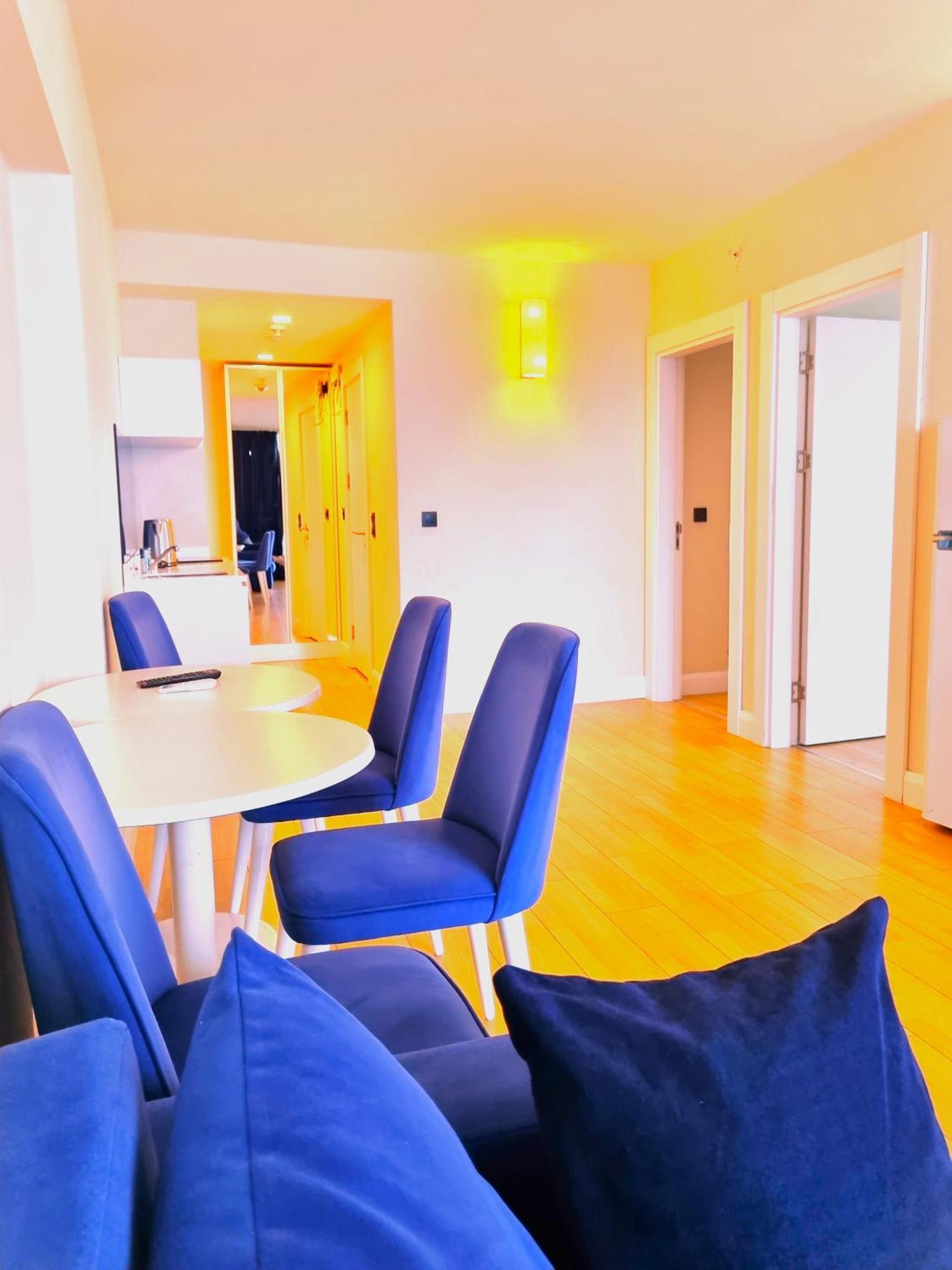 Orbi City A D Appartement Batoemi Buitenkant foto