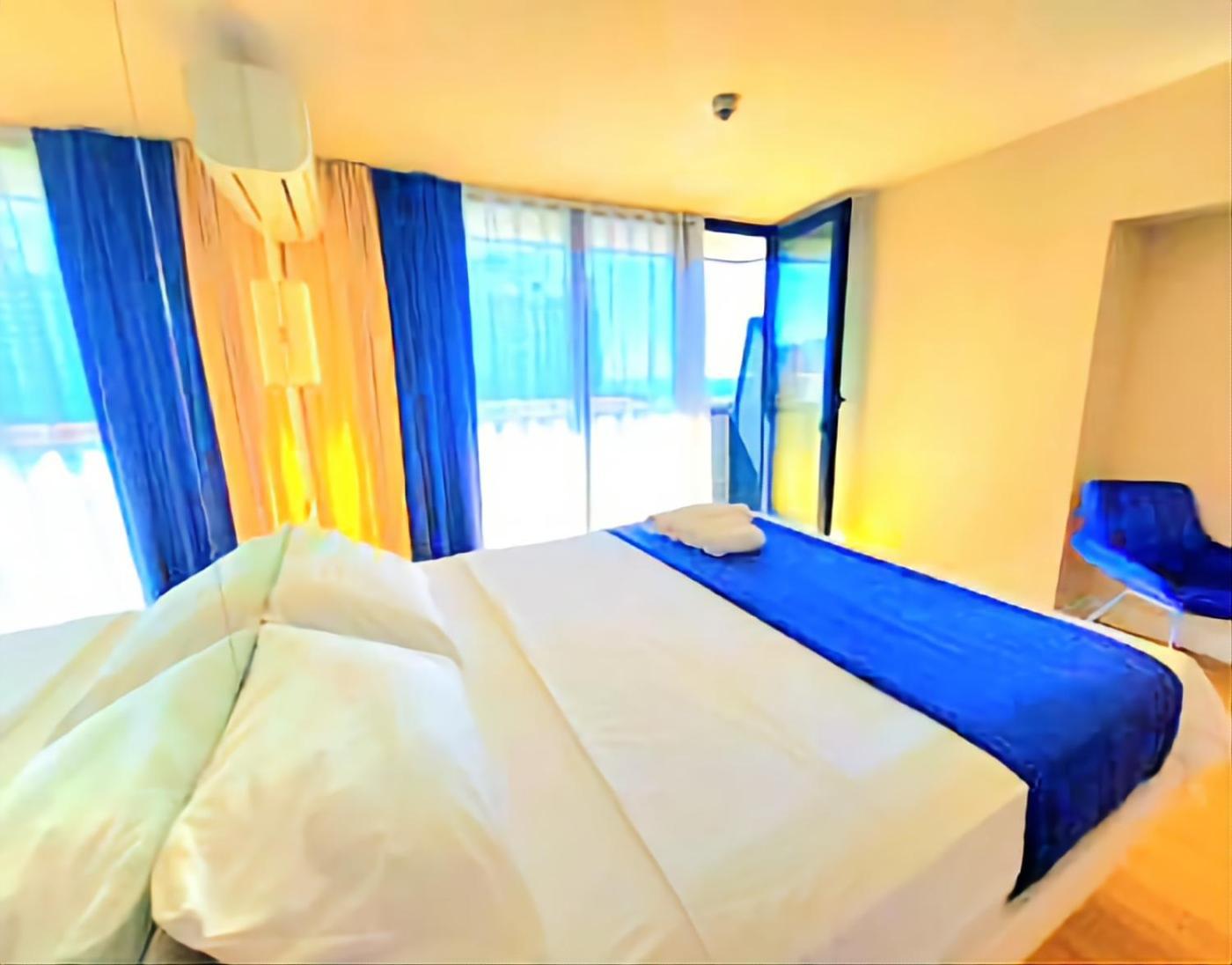 Orbi City A D Appartement Batoemi Buitenkant foto